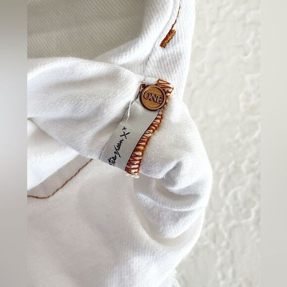 One Teaspoon studded jean short Bandits in White Beauty High Waist. 29 NWT - Picture 7 of 16